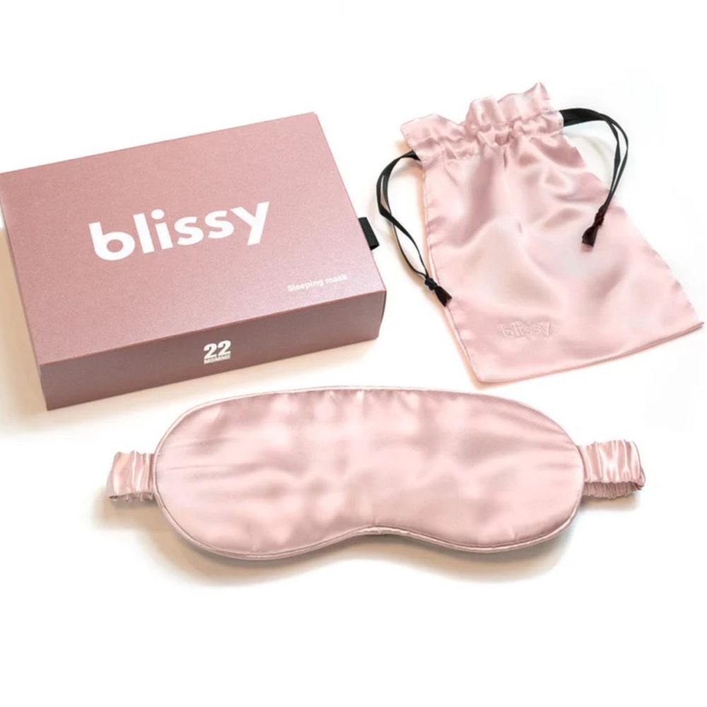 NWT Blissy pure silk sleeping mask in pink